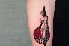 Realistic portrait tattoo Athens by SLIPY. Ρεαλιστικά τατουάζ από τον SLIPY στο Sake Tattoo Crew Αθήνα.